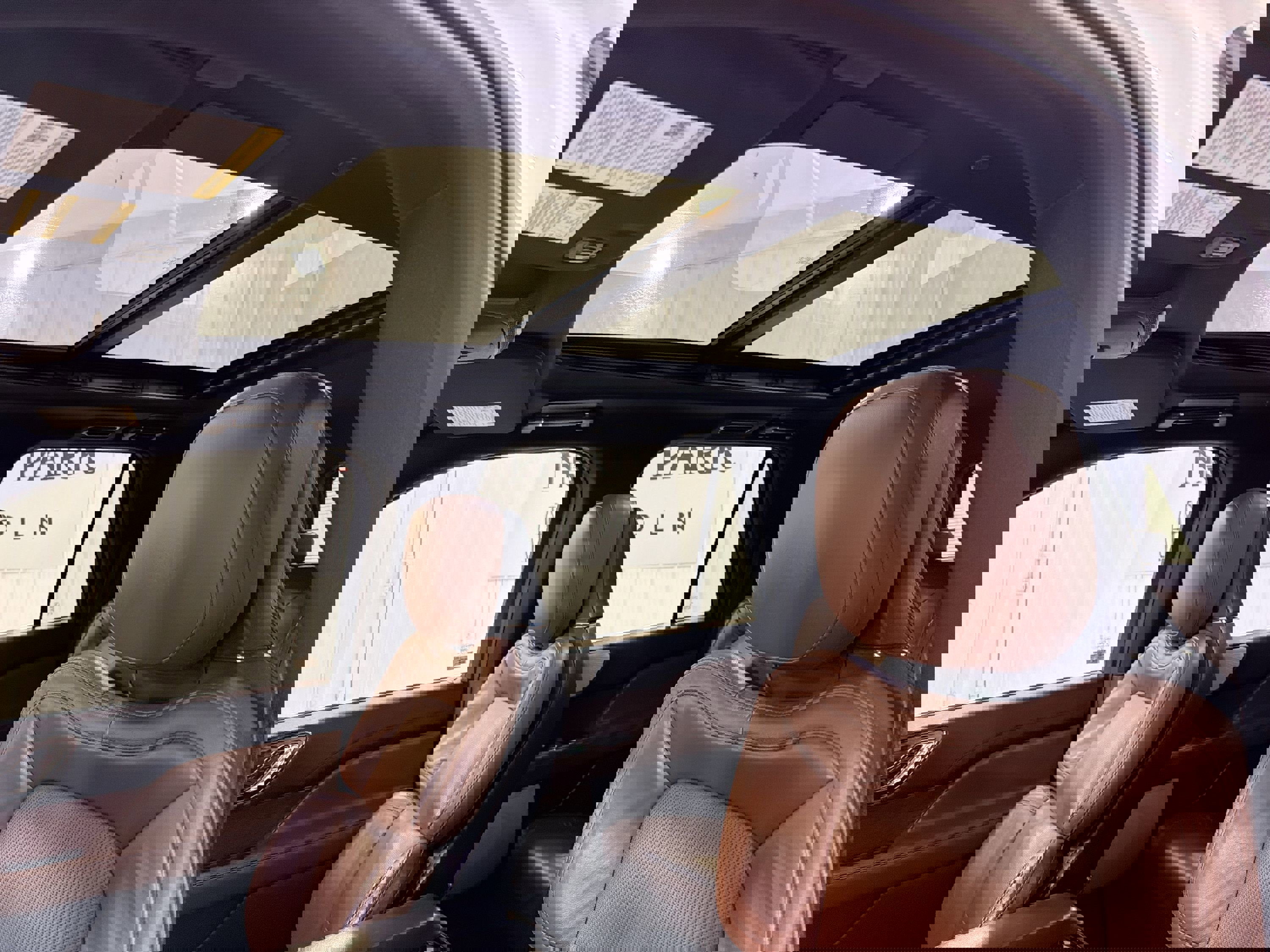 Used 2023 Lincoln Navigator Reserve image 24