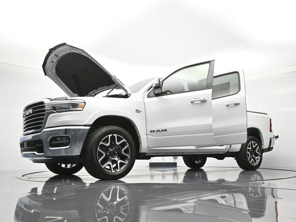New 2026 RAM 1500 Laramie AWD/4WD image 49