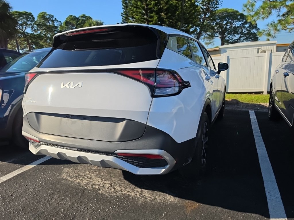 Certified 2024 Kia Sportage EX FWD image 15