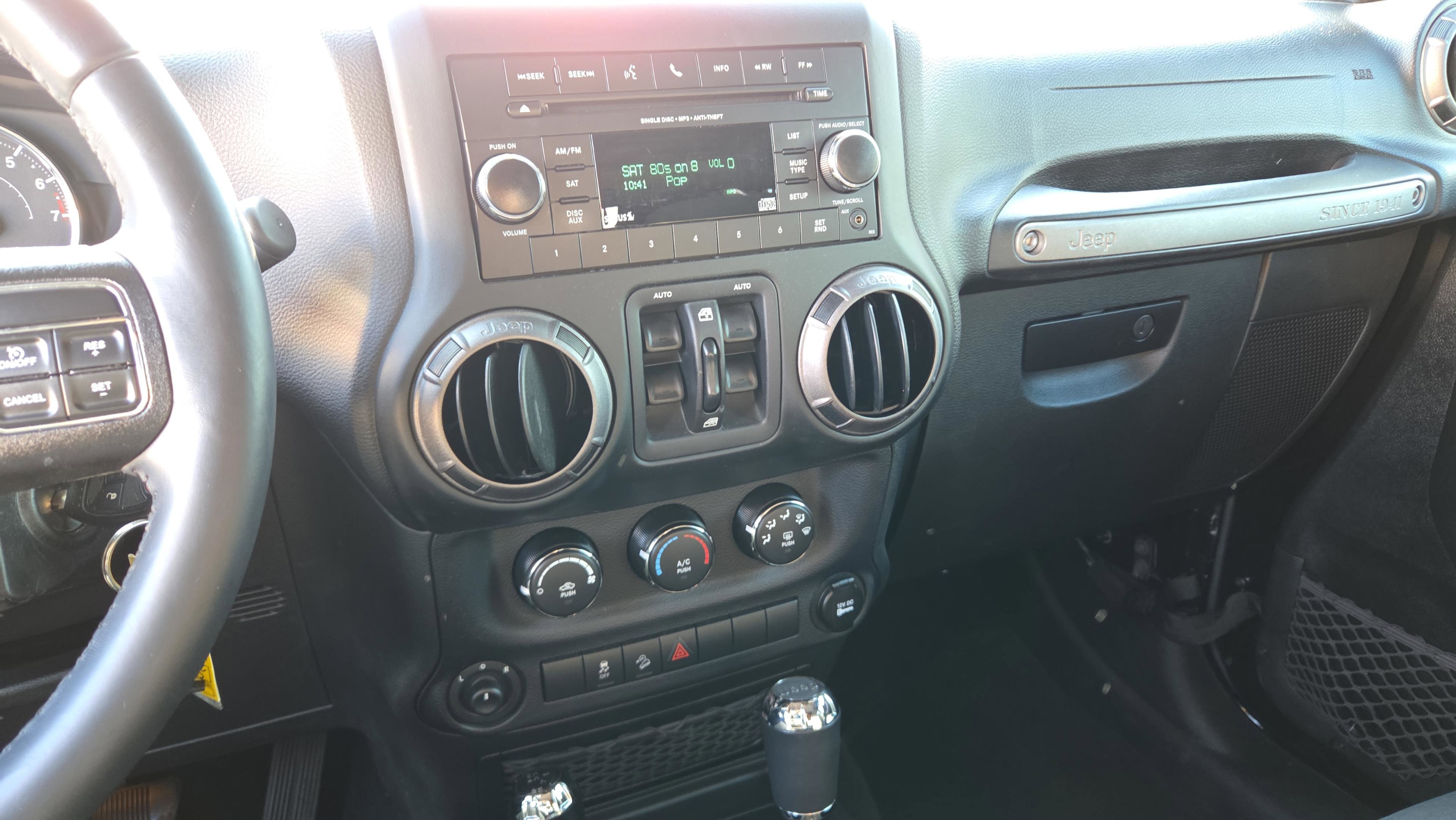 Used 2018 Jeep Wrangler Unlimited Sport S image 20
