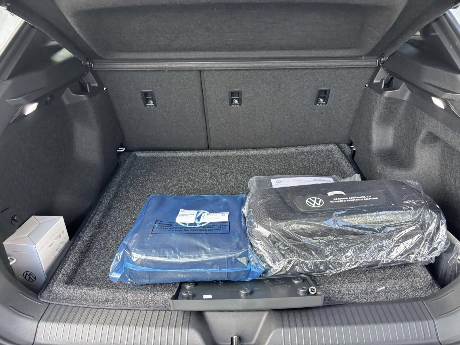 New 2026 Volkswagen ID.4 Pro AWD/4WD image 9
