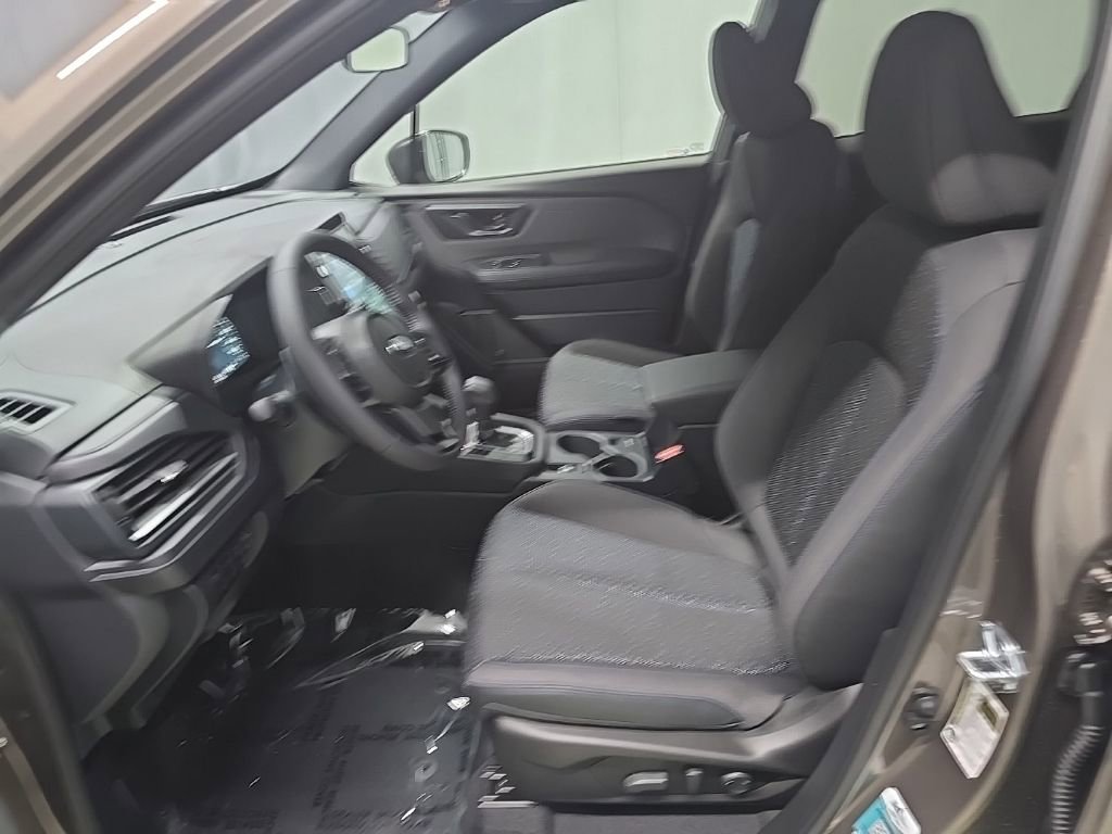 New 2025 Subaru Forester Premium AWD/4WD image 16