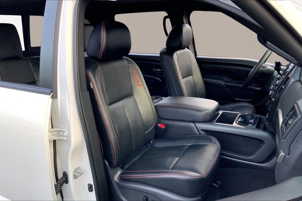 Used 2024 Nissan Titan PRO-4X w/ Pro-4x Convenience Package image 19