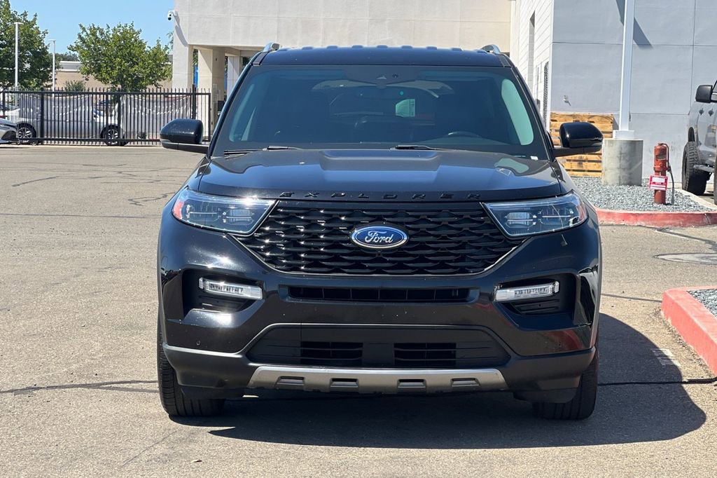 Used 2022 Ford Explorer Limited w/ Equipment Group 301A RWD image 11