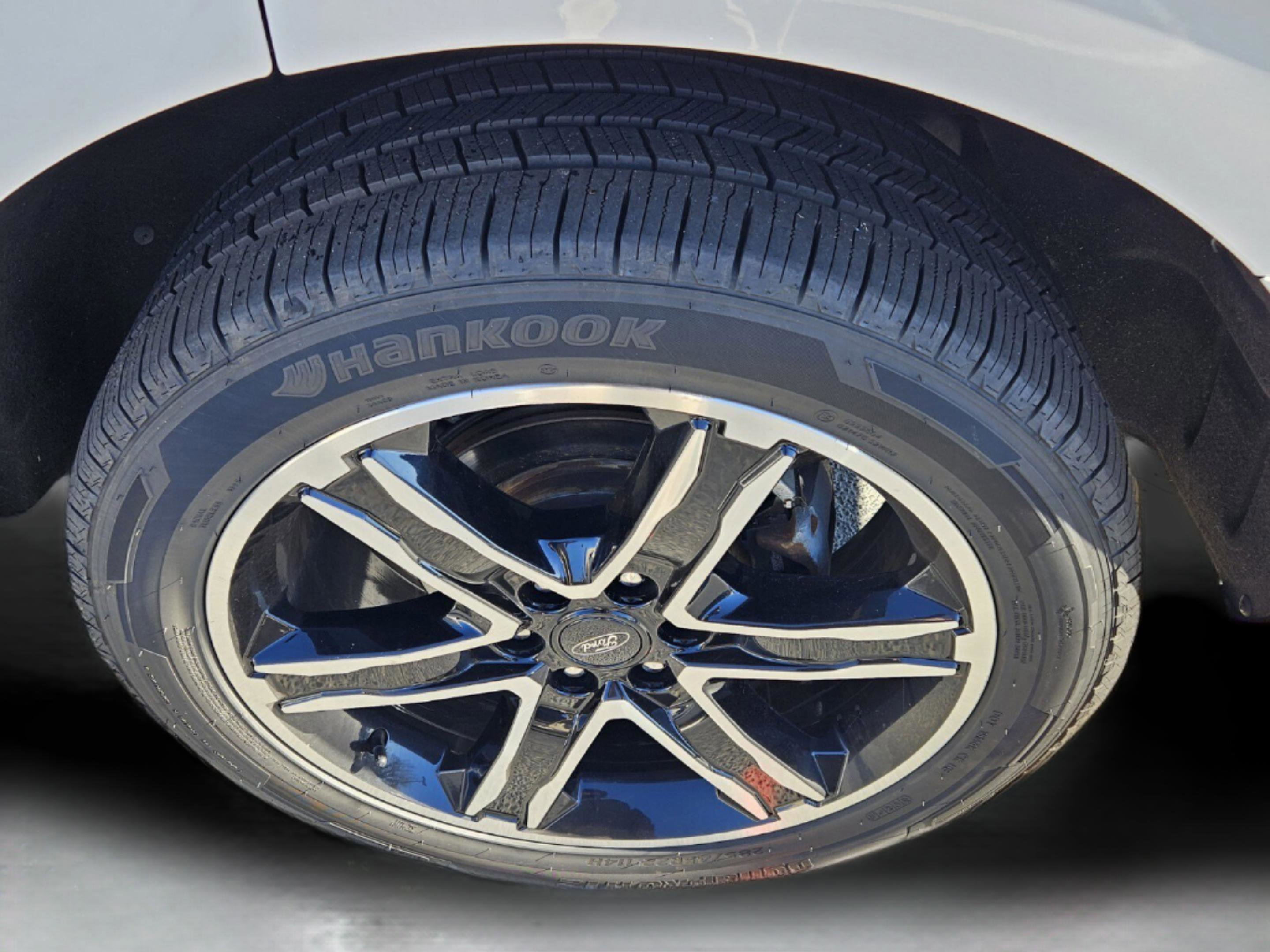 Used 2019 Ford Expedition Limited w/ Equipment Group 303A image 29