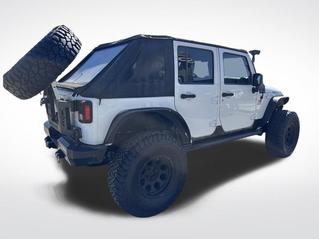 Used 2015 Jeep Wrangler Unlimited Rubicon AWD/4WD image 5