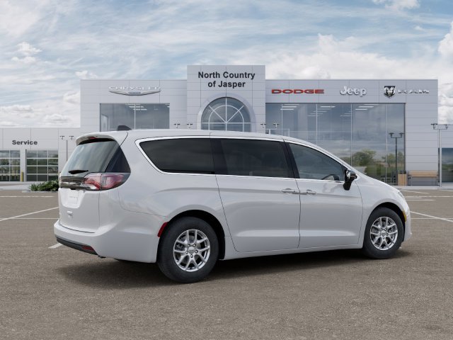 New 2026 Chrysler Voyager LX FWD image 5