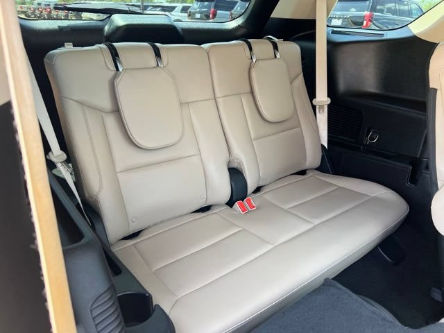 Used 2020 Ford Explorer Limited RWD image 32