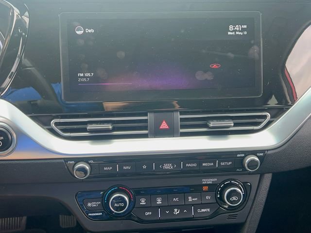 Used 2022 Kia Niro EX Premium FWD image 23
