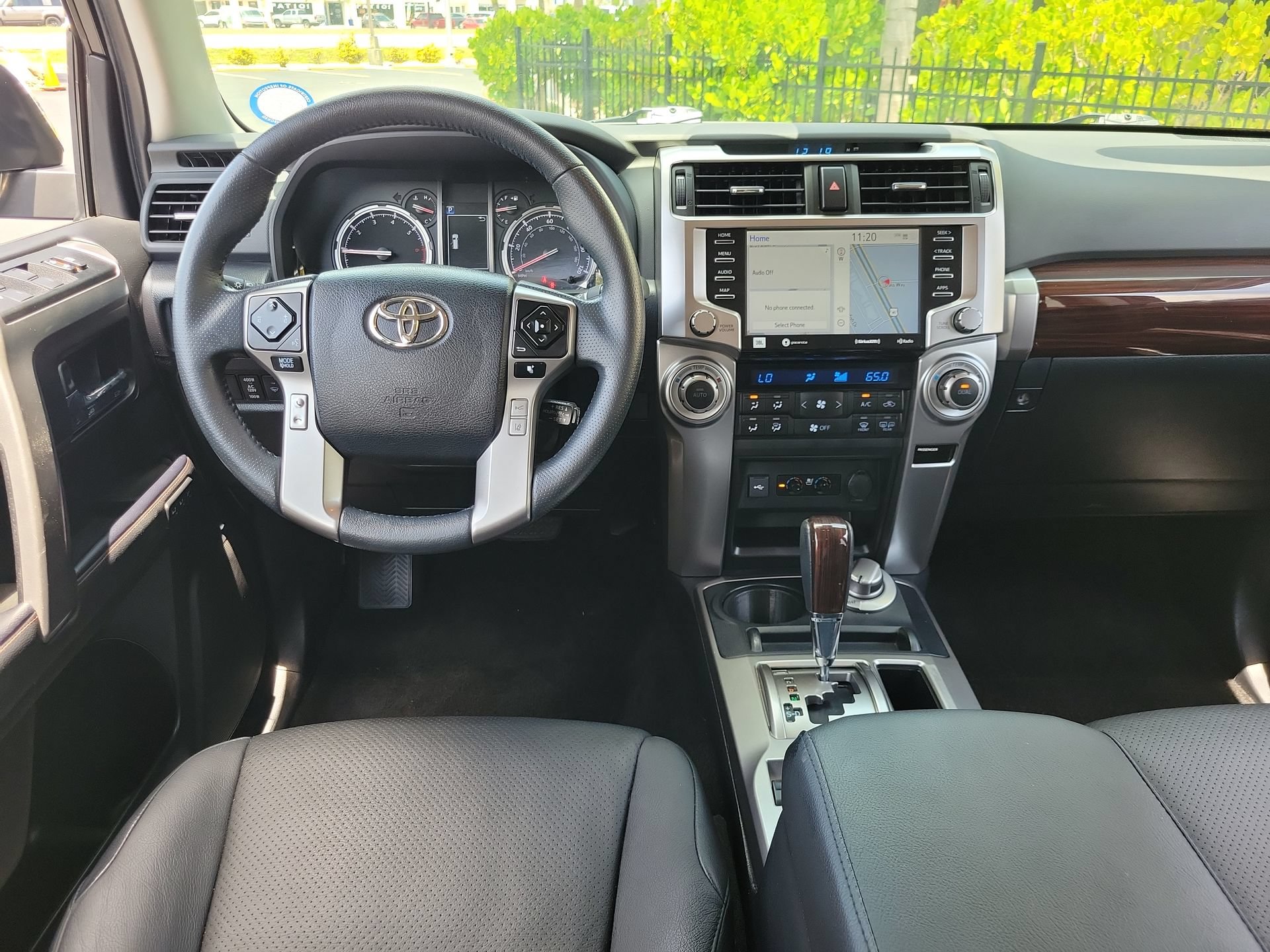 Used 2022 Toyota 4Runner Limited AWD/4WD image 15