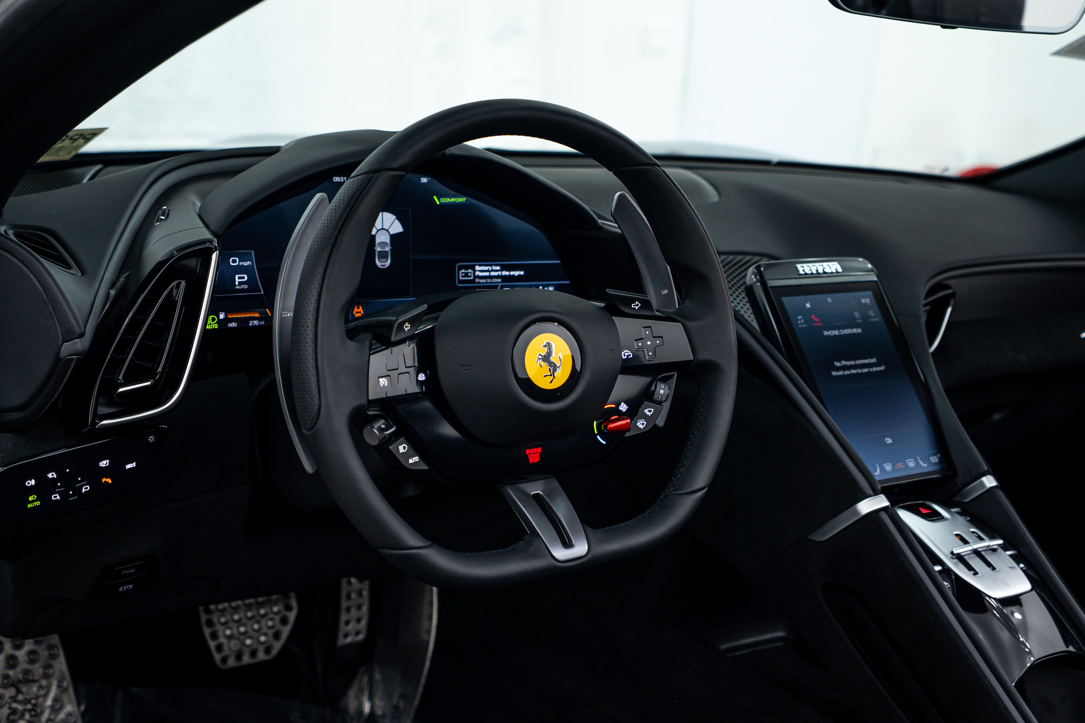 Used 2025 Ferrari Roma Spider image 17