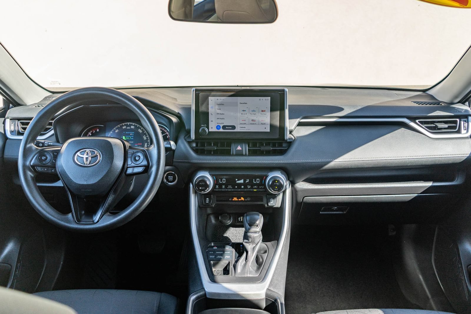 Certified 2024 Toyota RAV4 XLE AWD/4WD image 20