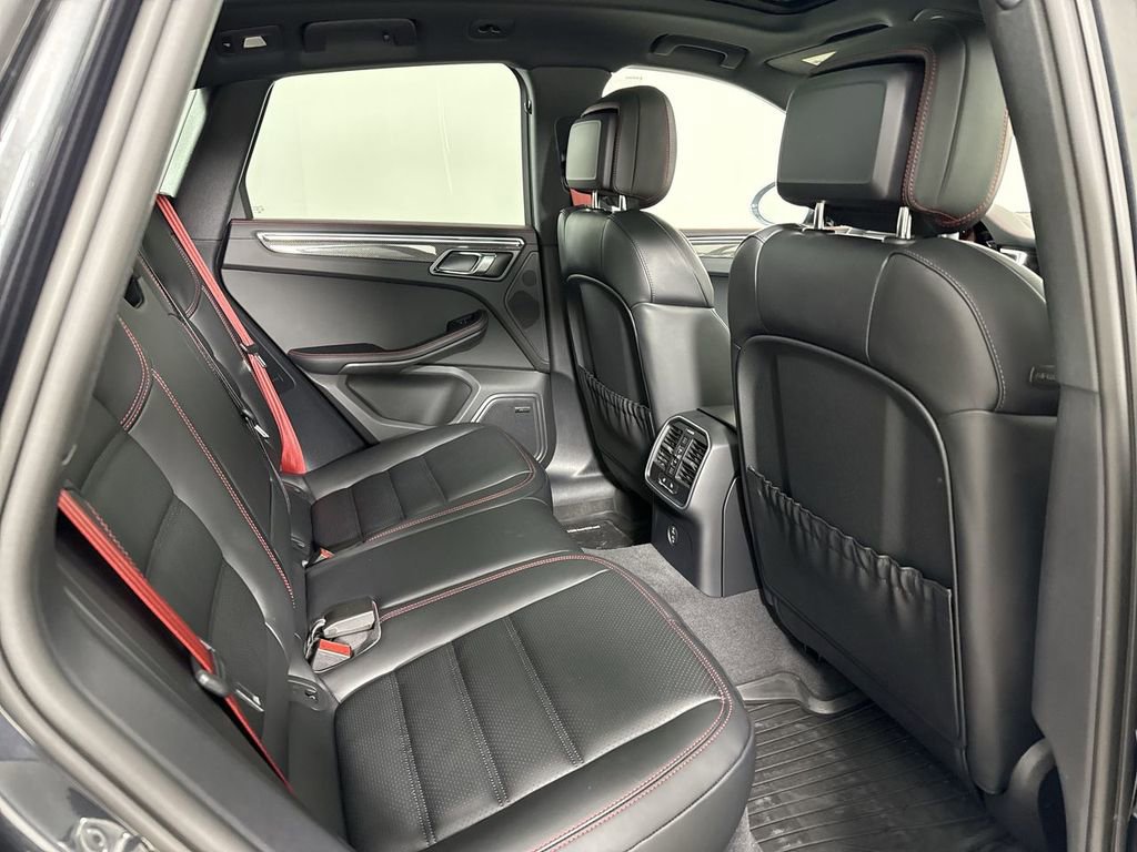 New 2026 Porsche Macan GTS AWD/4WD image 25