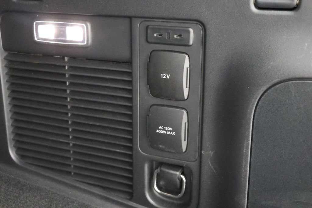 Used 2025 Lincoln Navigator Reserve AWD/4WD image 34