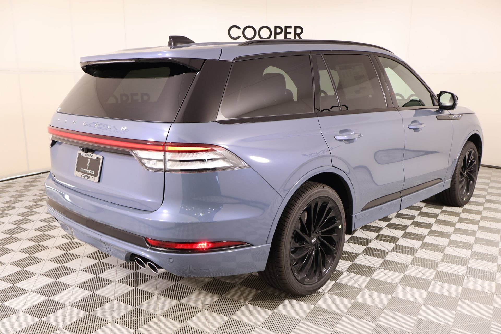 New 2026 Lincoln Aviator Reserve image 22
