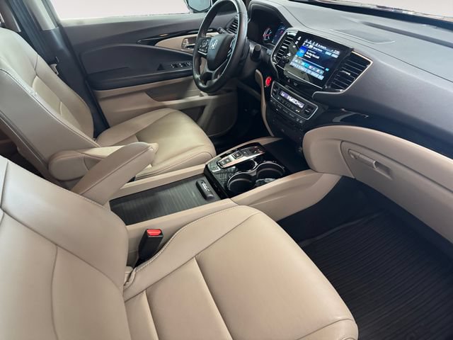 Used 2022 Honda Pilot Touring image 4