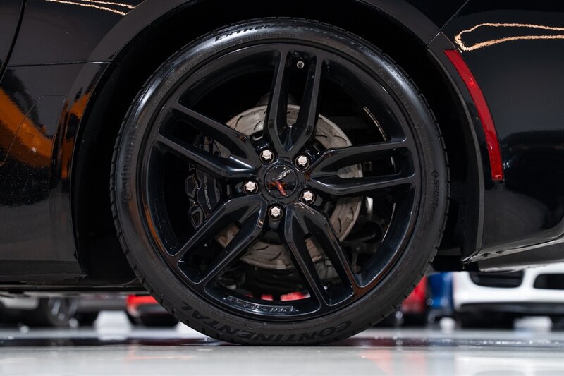 Used 2017 Chevrolet Corvette Stingray Coupe w/ Z51 1LT w/ Battery Protection Package RWD image 13