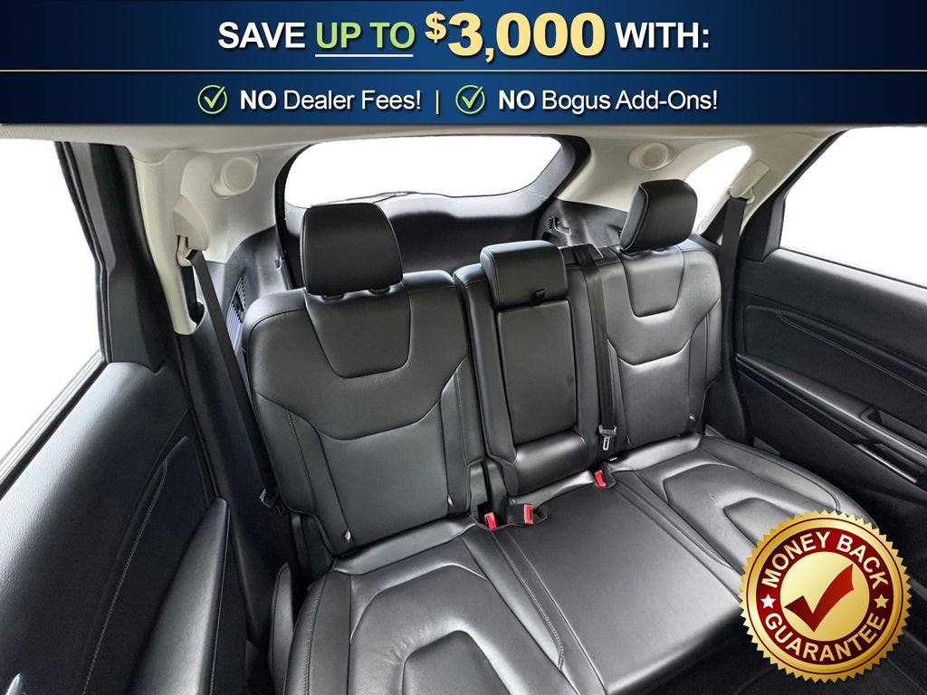 Used 2022 Ford Edge Titanium w/ Equipment Group 301A AWD/4WD image 22