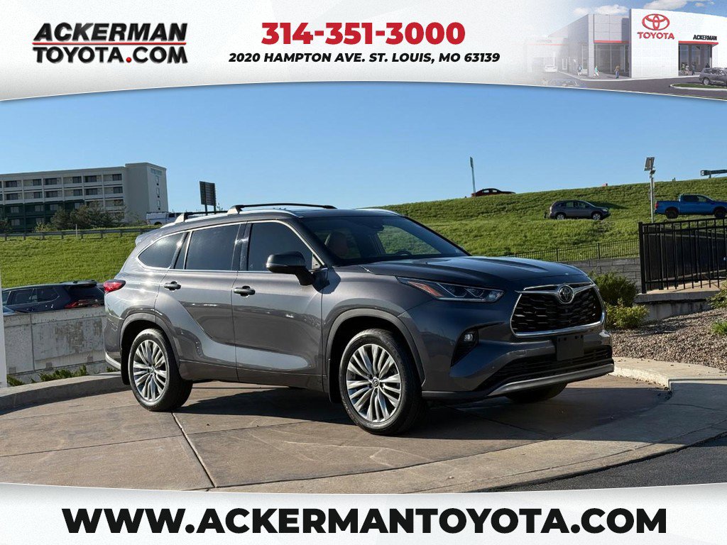 Used 2022 Toyota Highlander Platinum image 1