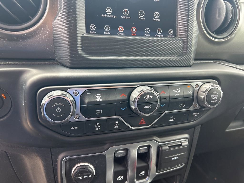 Used 2023 Jeep Wrangler Sport S image 35