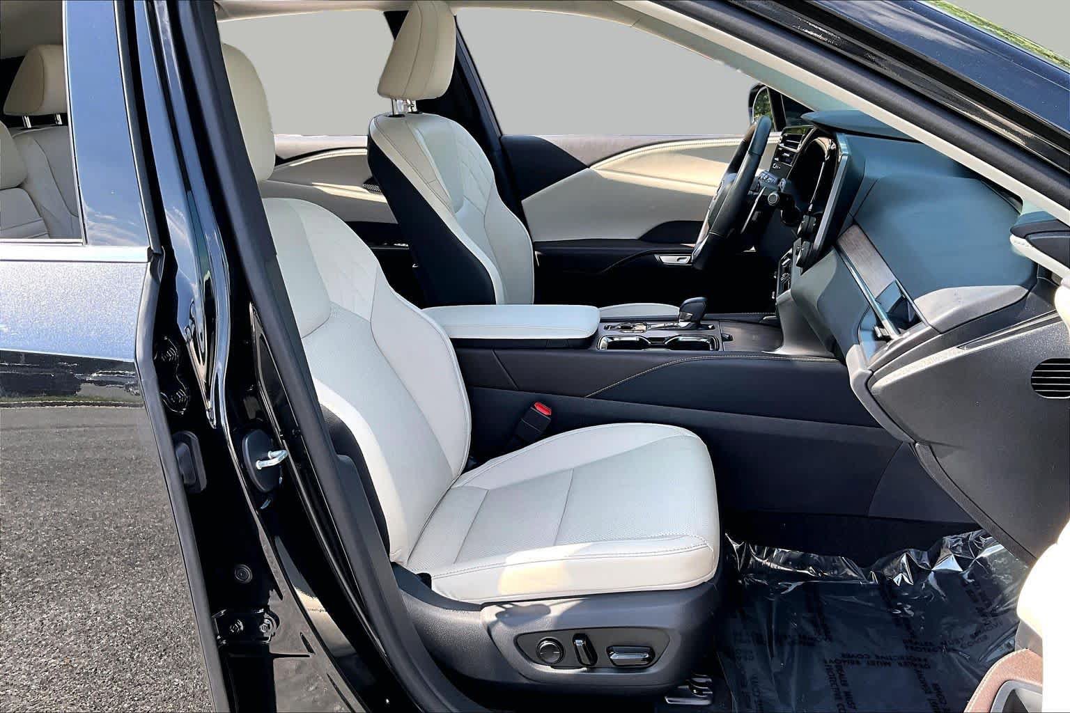 Used 2024 Lexus RX 350 Premium w/ Convenience Package AWD/4WD image 9