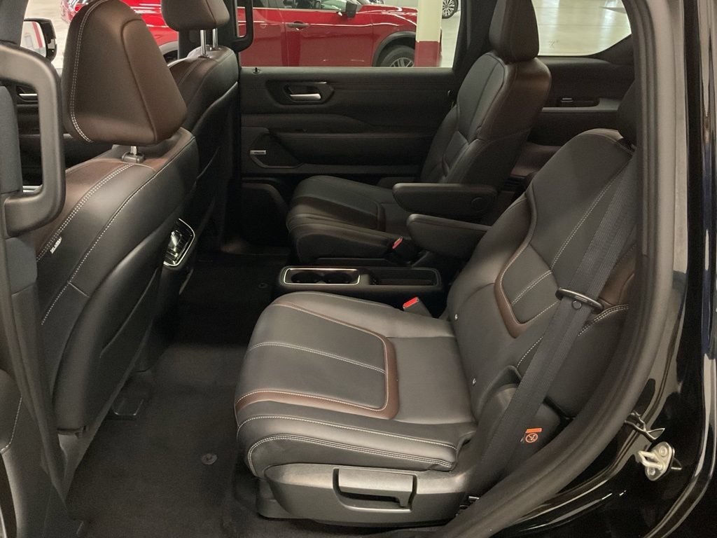 Used 2026 Nissan Armada SL w/ Captain's Chari Seat Package AWD/4WD image 21