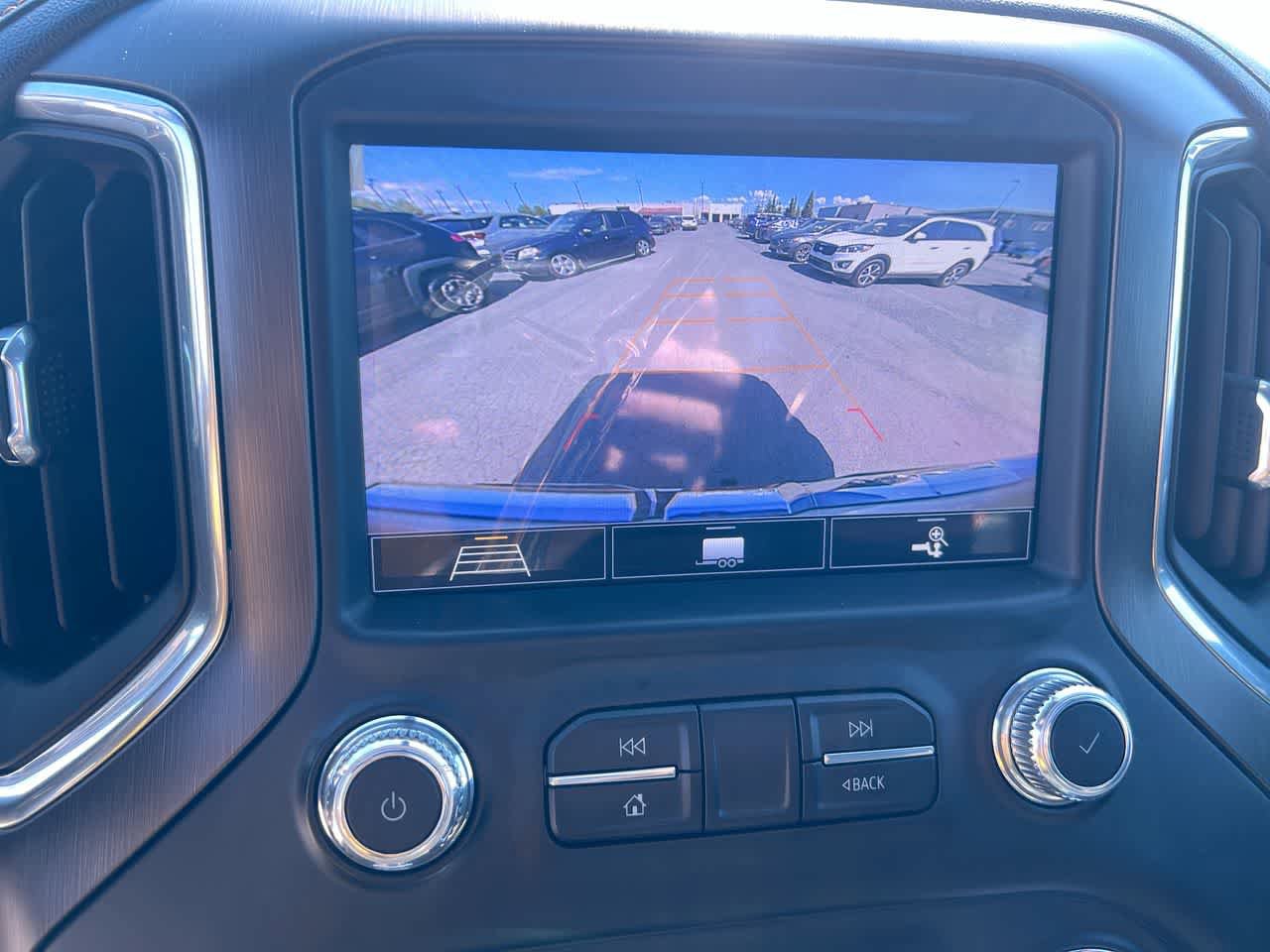 Used 2020 GMC Sierra 1500 AT4 w/ AT4 Preferred Package AWD/4WD image 17