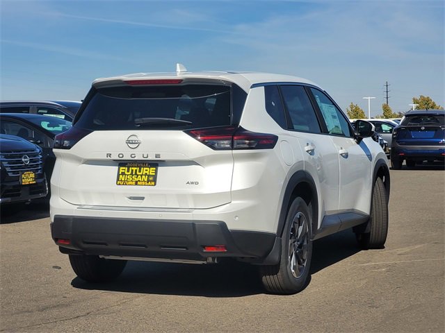 New 2026 Nissan Rogue SV image 4