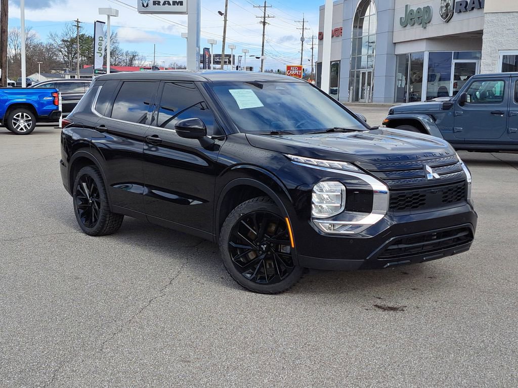 Used 2024 Mitsubishi Outlander SE image 31