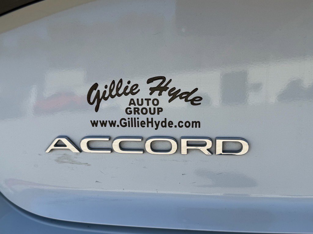 Used 2023 Honda Accord EX-L image 2