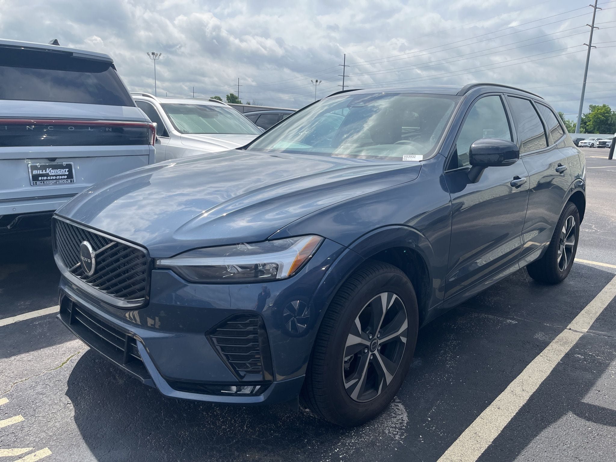 New 2026 Volvo XC60 B5 Core AWD/4WD image 5