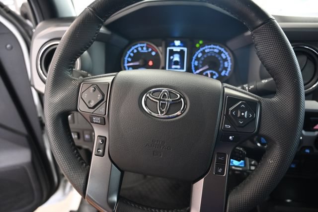 Used 2023 Toyota Tacoma TRD Off-Road AWD/4WD image 24