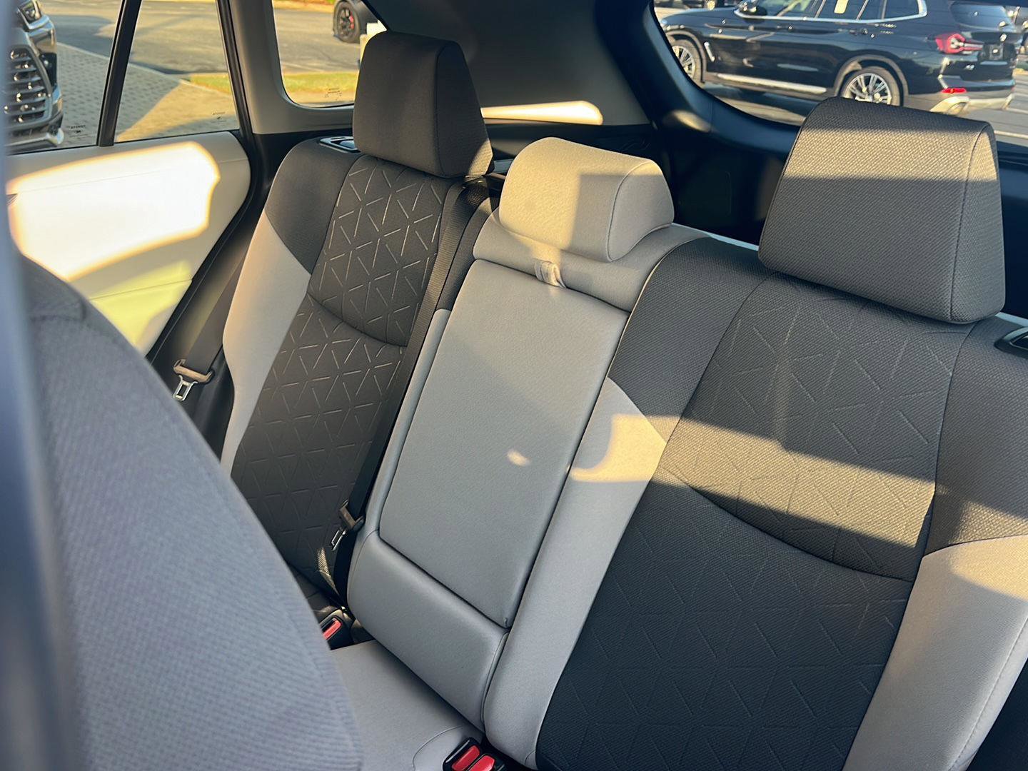 Certified 2022 Toyota RAV4 XLE image 28