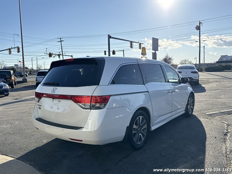 Used 2016 Honda Odyssey Touring Elite image 5