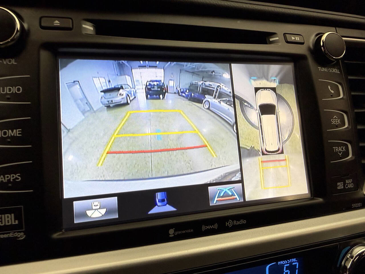 Used 2019 Toyota Highlander Limited Platinum AWD/4WD image 20