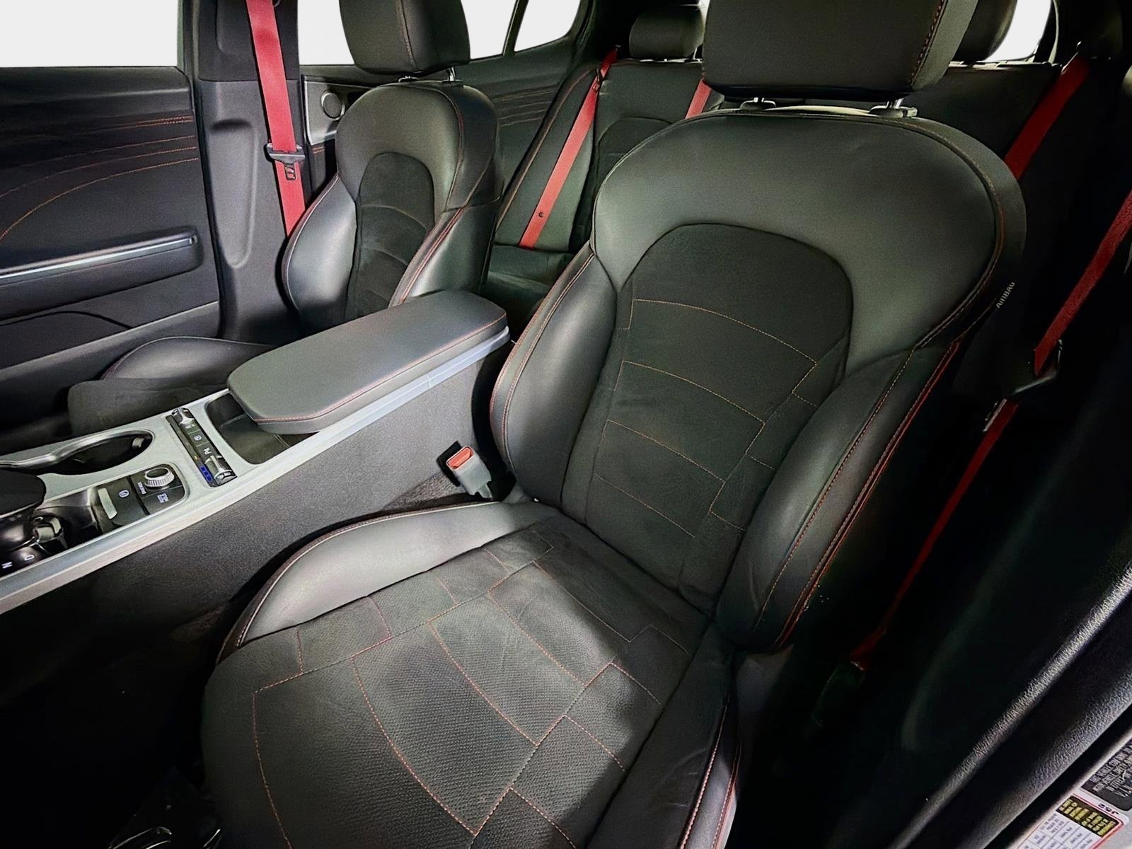 Certified 2023 Kia Stinger GT2 w/ Option Group 015 image 11