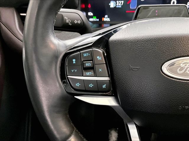 Used 2025 Ford Explorer Platinum w/ LUX Leather Package AWD/4WD image 24