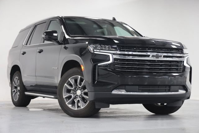 Used 2023 Chevrolet Tahoe LT w/ Luxury Package AWD/4WD image 1