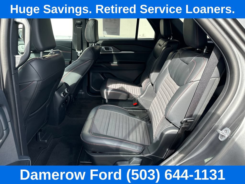 Used 2026 Ford Explorer ST-Line w/ ST-Line Street Pack AWD/4WD image 15