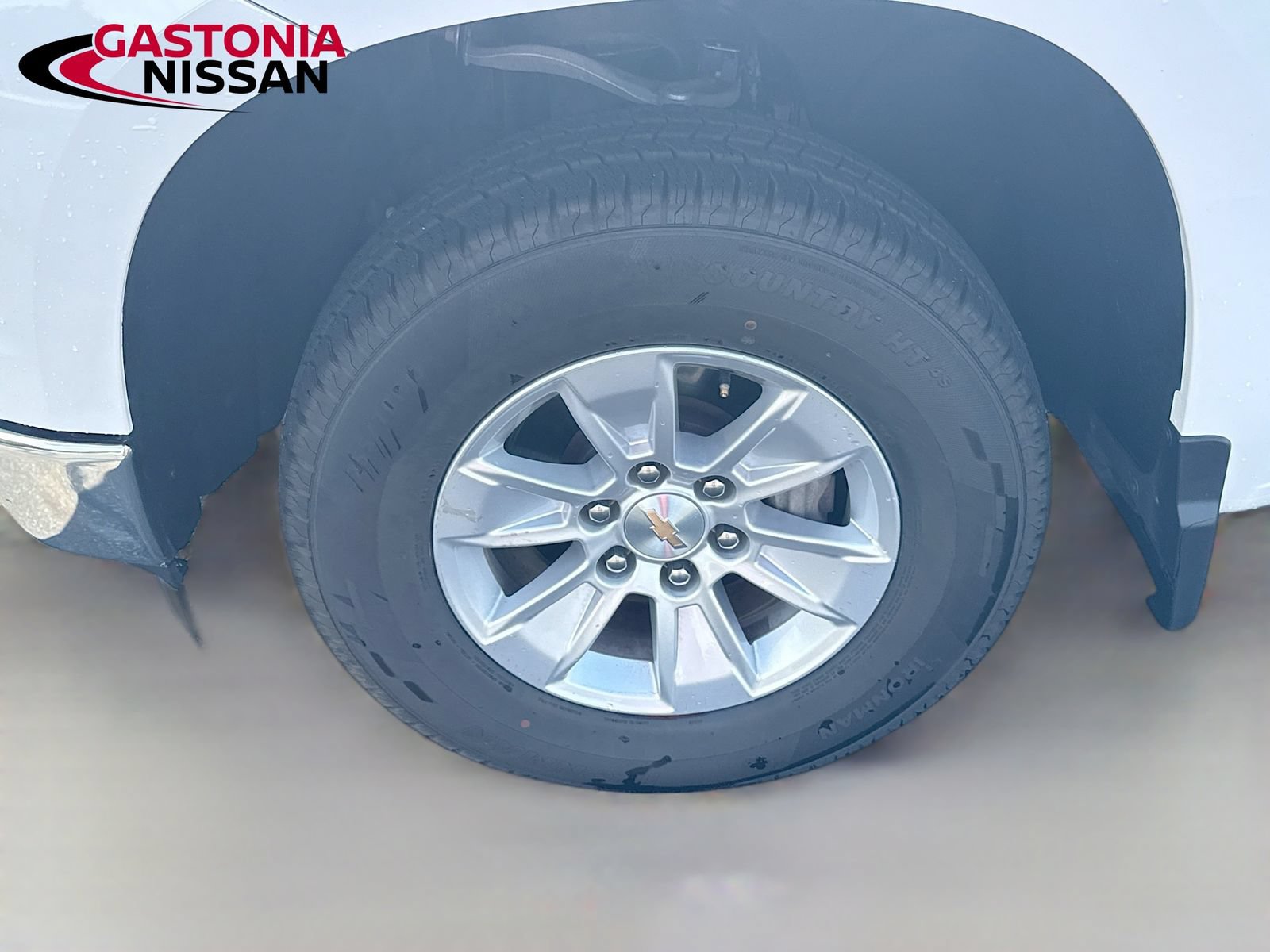 Used 2025 Chevrolet Silverado 1500 LT RWD image 40
