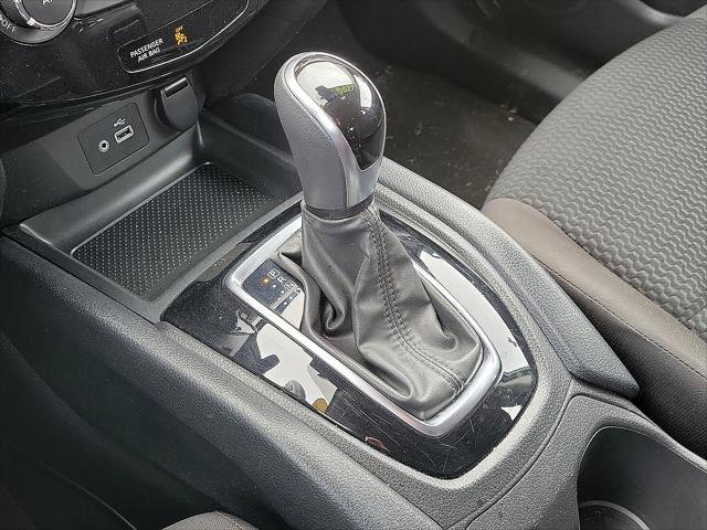 Used 2021 Nissan Rogue Sport S image 12