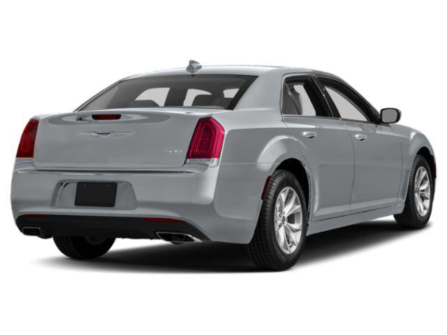 Used 2015 Chrysler 300 Limited w/ Driver Convenience Group RWD image 2