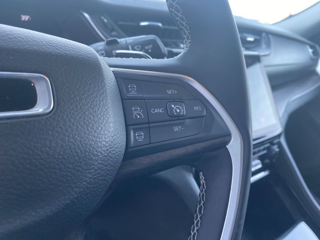 Certified 2023 Jeep Grand Cherokee L Limited w/ Luxury Tech Group II image 30