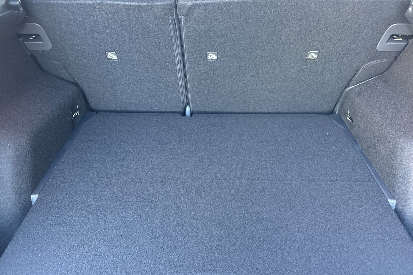 New 2026 Nissan Kicks SV image 17