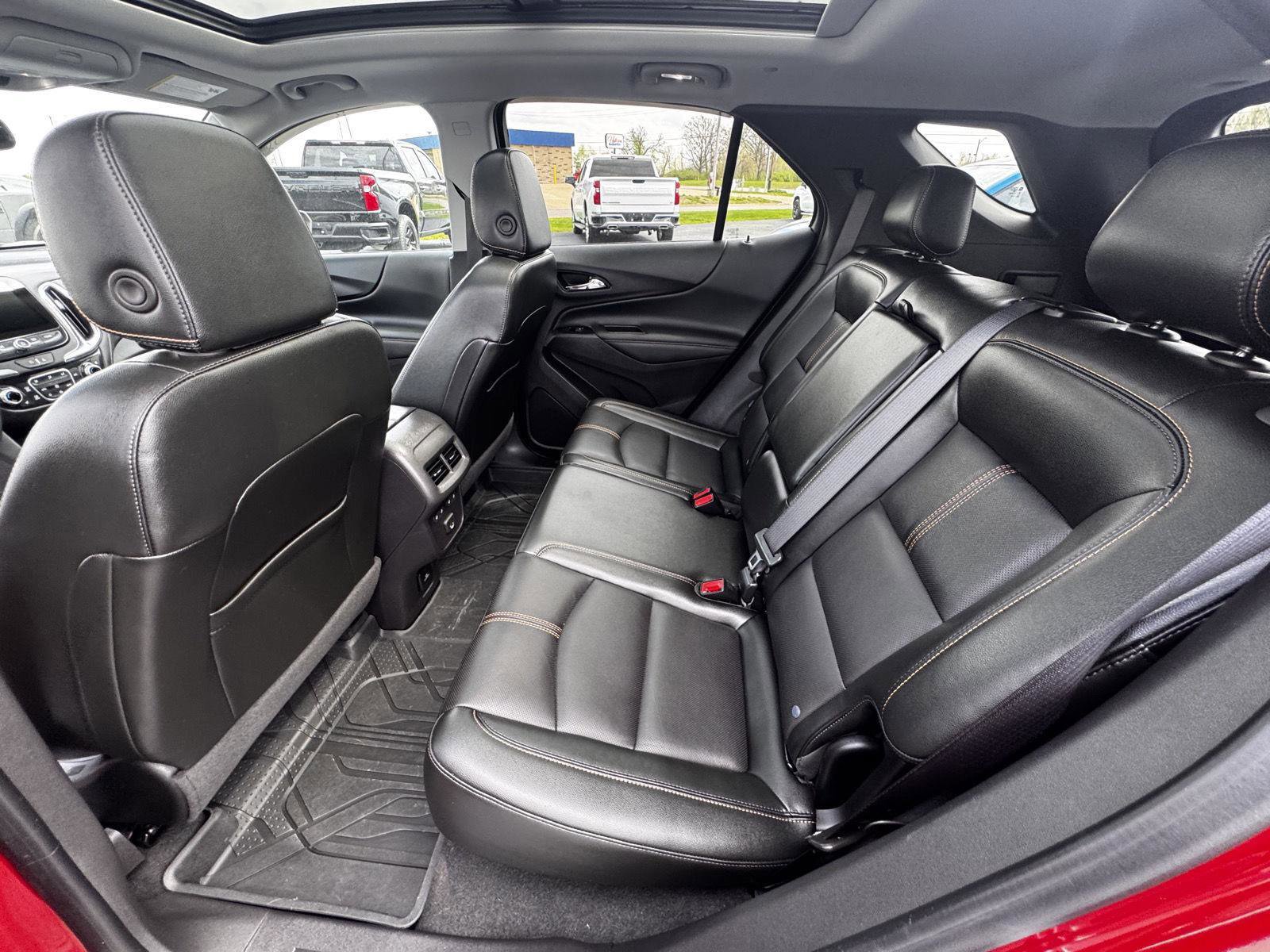Used 2024 Chevrolet Equinox Premier AWD/4WD image 10