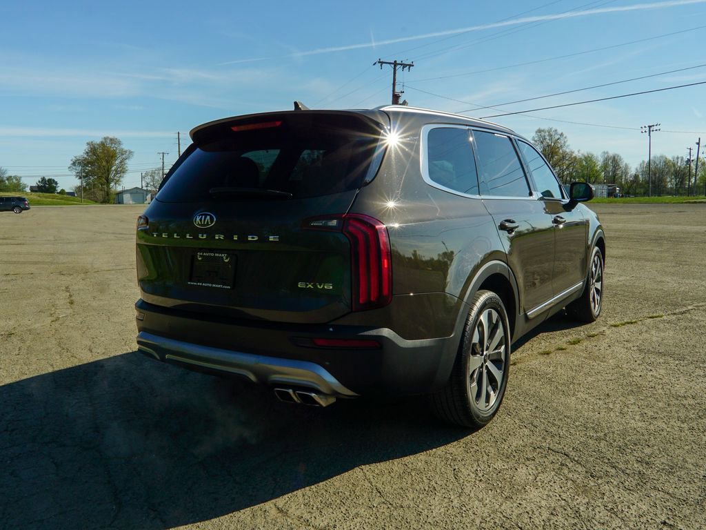 Used 2021 Kia Telluride EX w/ EX Premium Package FWD image 3