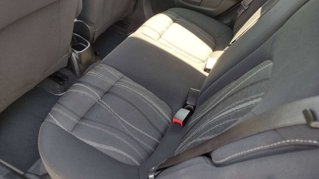 Used 2016 Chevrolet Sonic LT FWD image 21