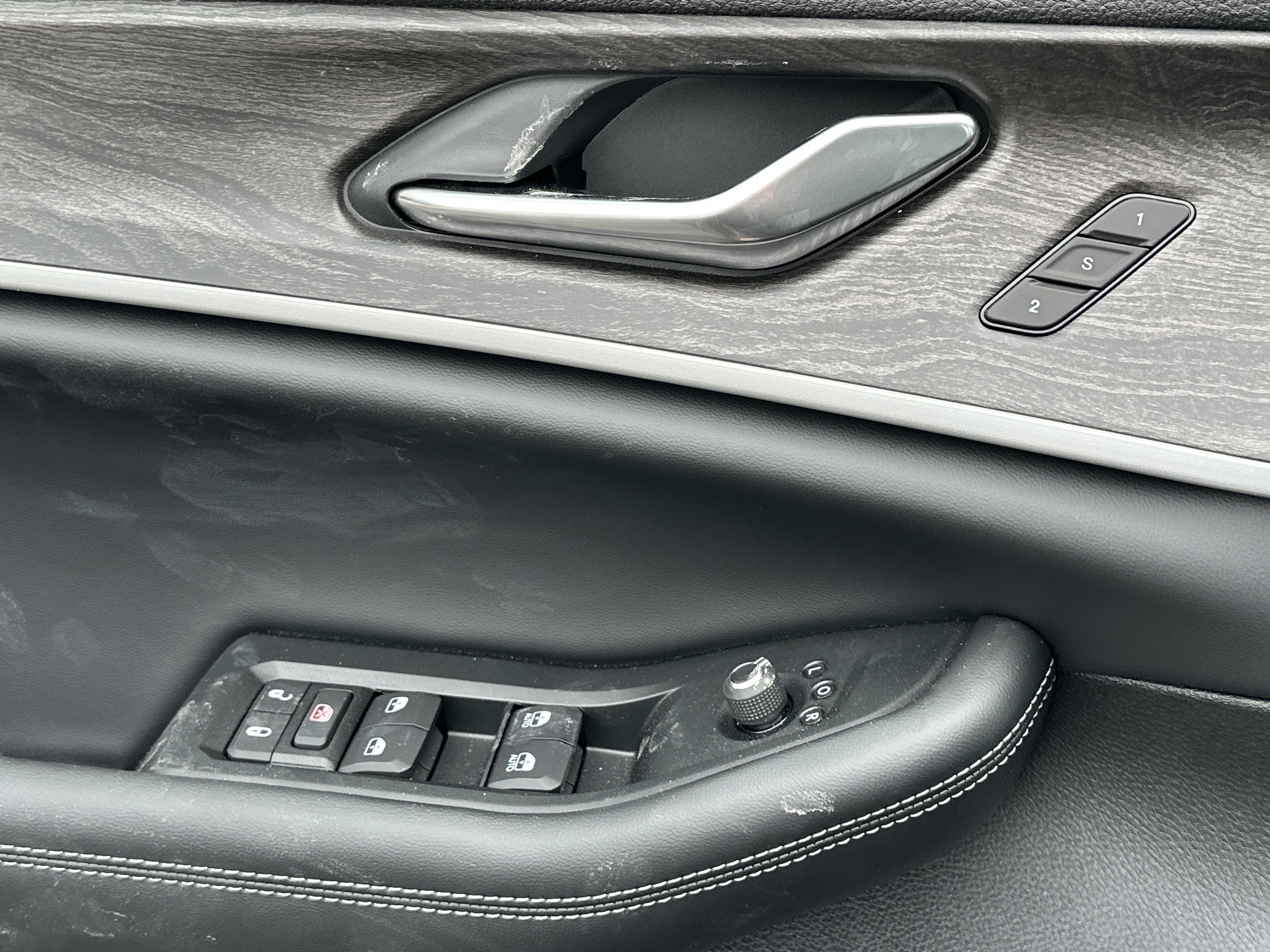 New 2026 Jeep Grand Cherokee Limited w/ Limited Altitude Package image 12