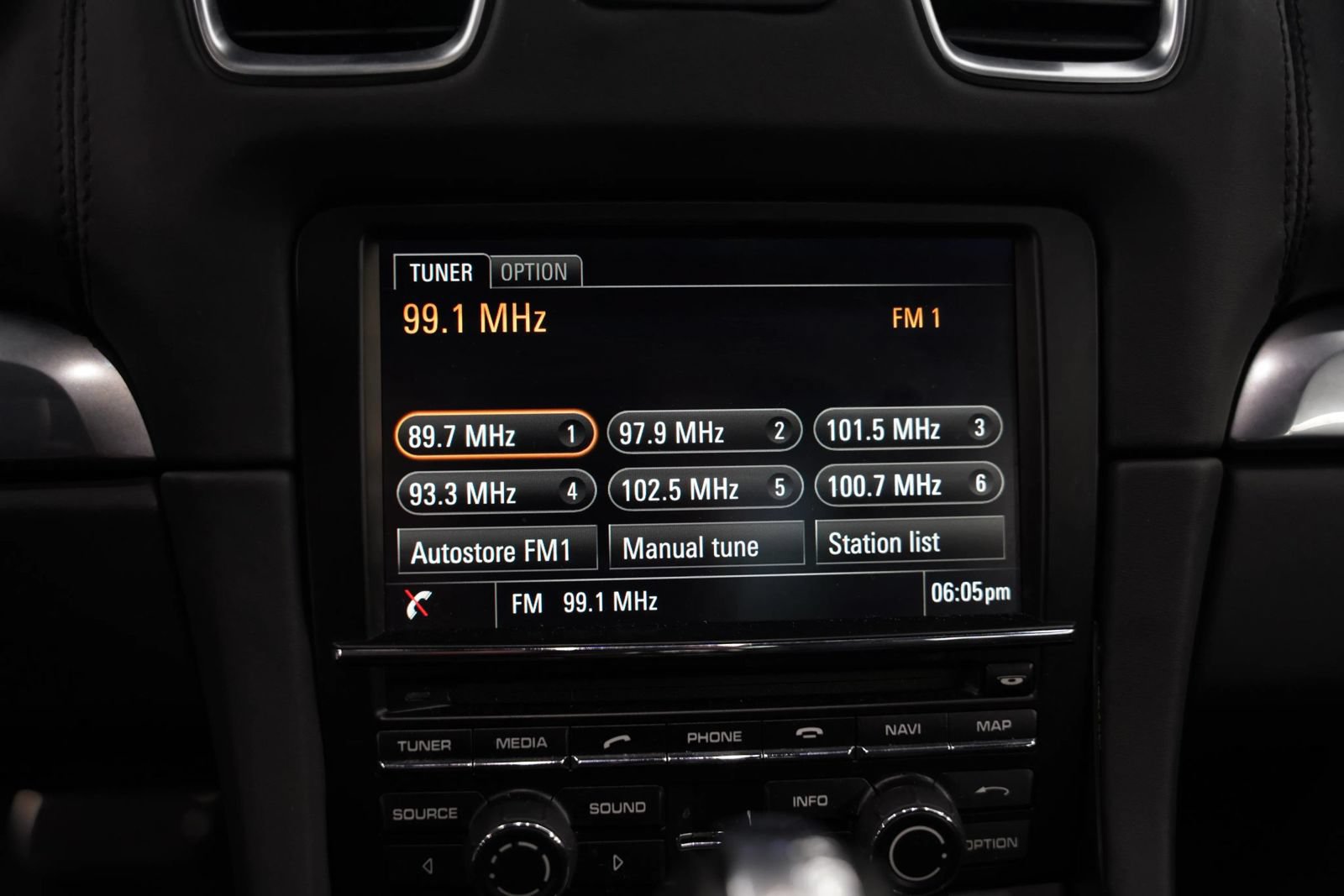 Used 2016 Porsche Cayman RWD image 33