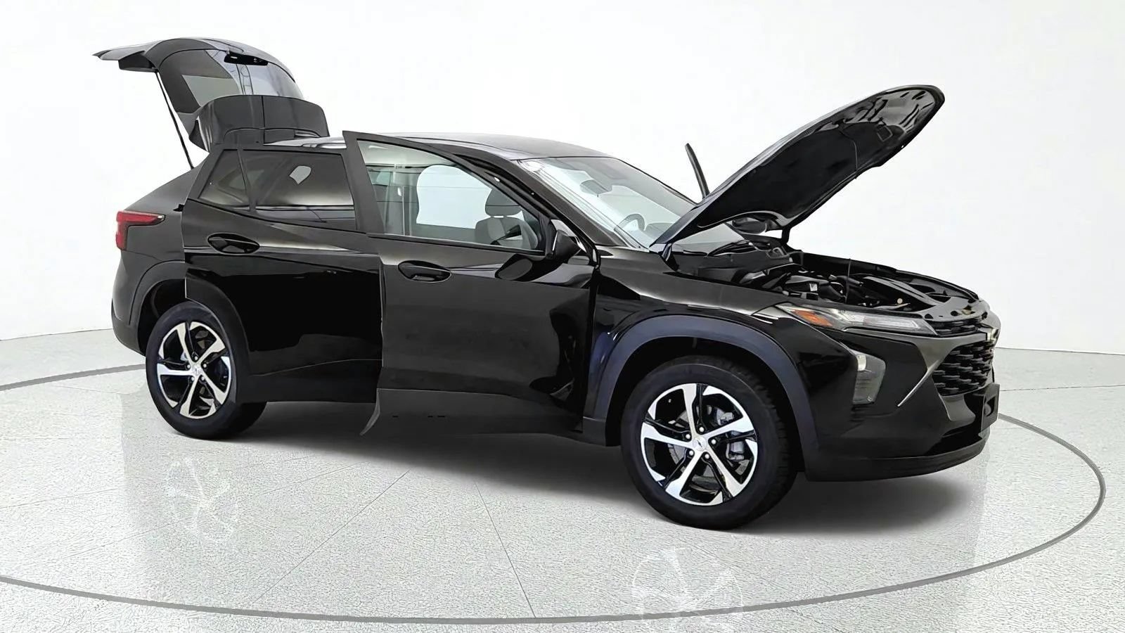 Used 2024 Chevrolet Trax RS w/ Driver Confidence Package FWD image 11